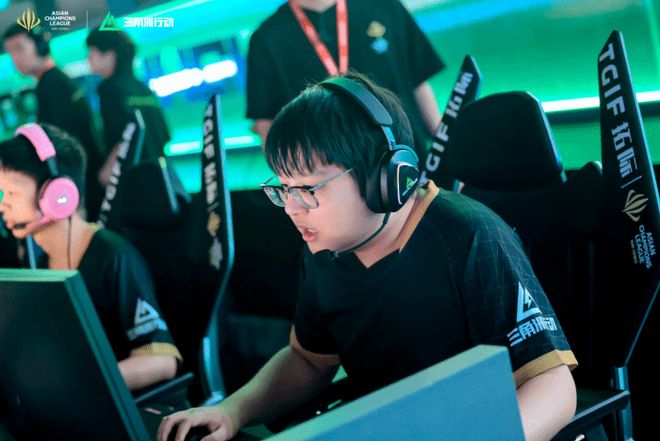 惊喜与期待 惊喜与期待