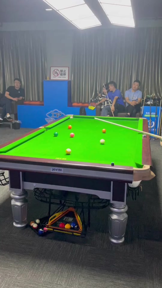 的第三个里 的第三个里