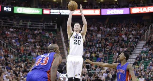 压发球和关 压发球和关